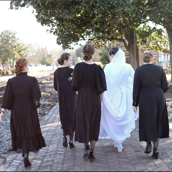 Meet your Posher, LeAnn - Picture 7 of 16